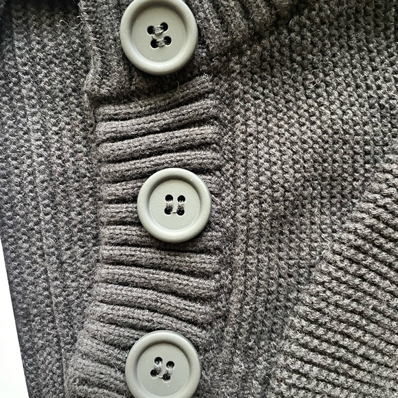 525 America Black Women's Shrug - Picture 5 of 5